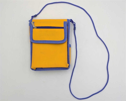 Blastoise Game Boy Color Taske - Gul - Game Boy Color Tilbehør (B Grade) (Genbrug)